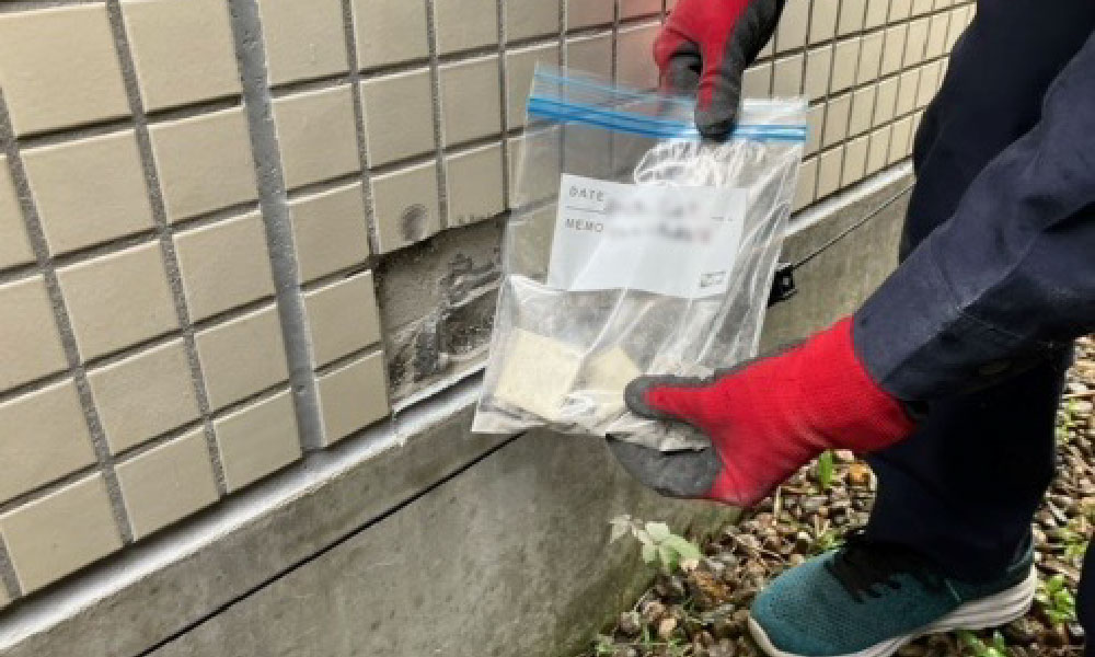 某マンション　外壁タイル　検体採取