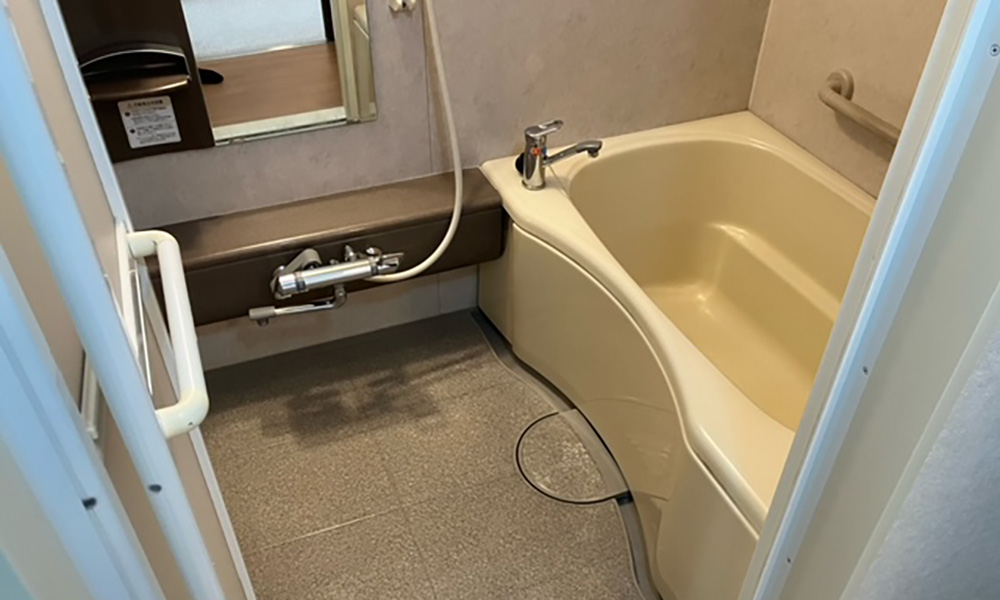 戸建て　浴室　石綿含有調査